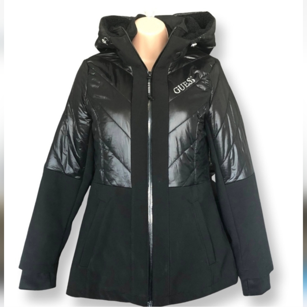 Guess water and wind resistant jacket